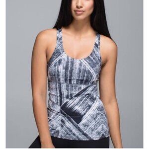 Lululemon Cool Racerback Size 2Heat Wave White Black